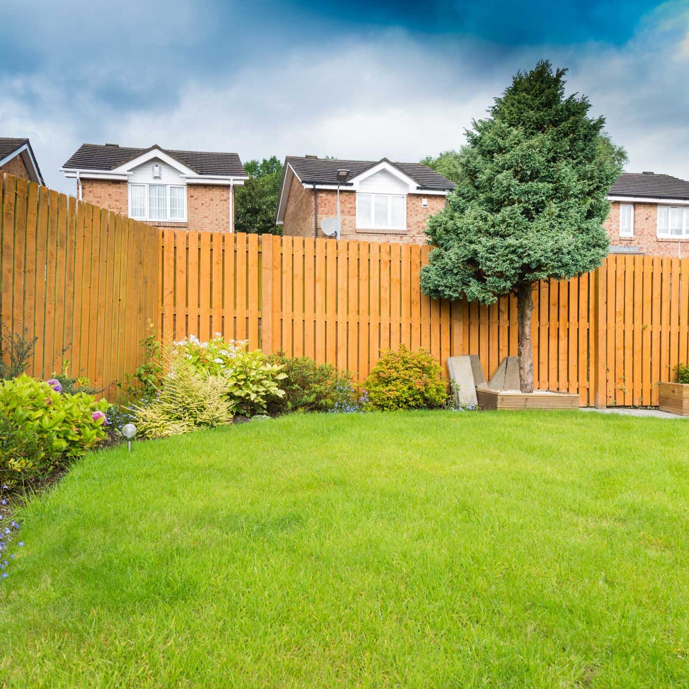 Garden Fencing Services